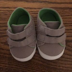 NWOT Baby shoes